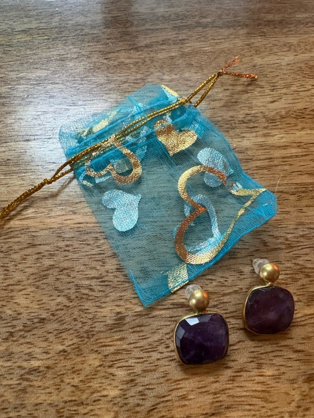 Unique Gold Tone + Purple Sea Glass Earrings 🌊 💜 - Picture 4 of 4